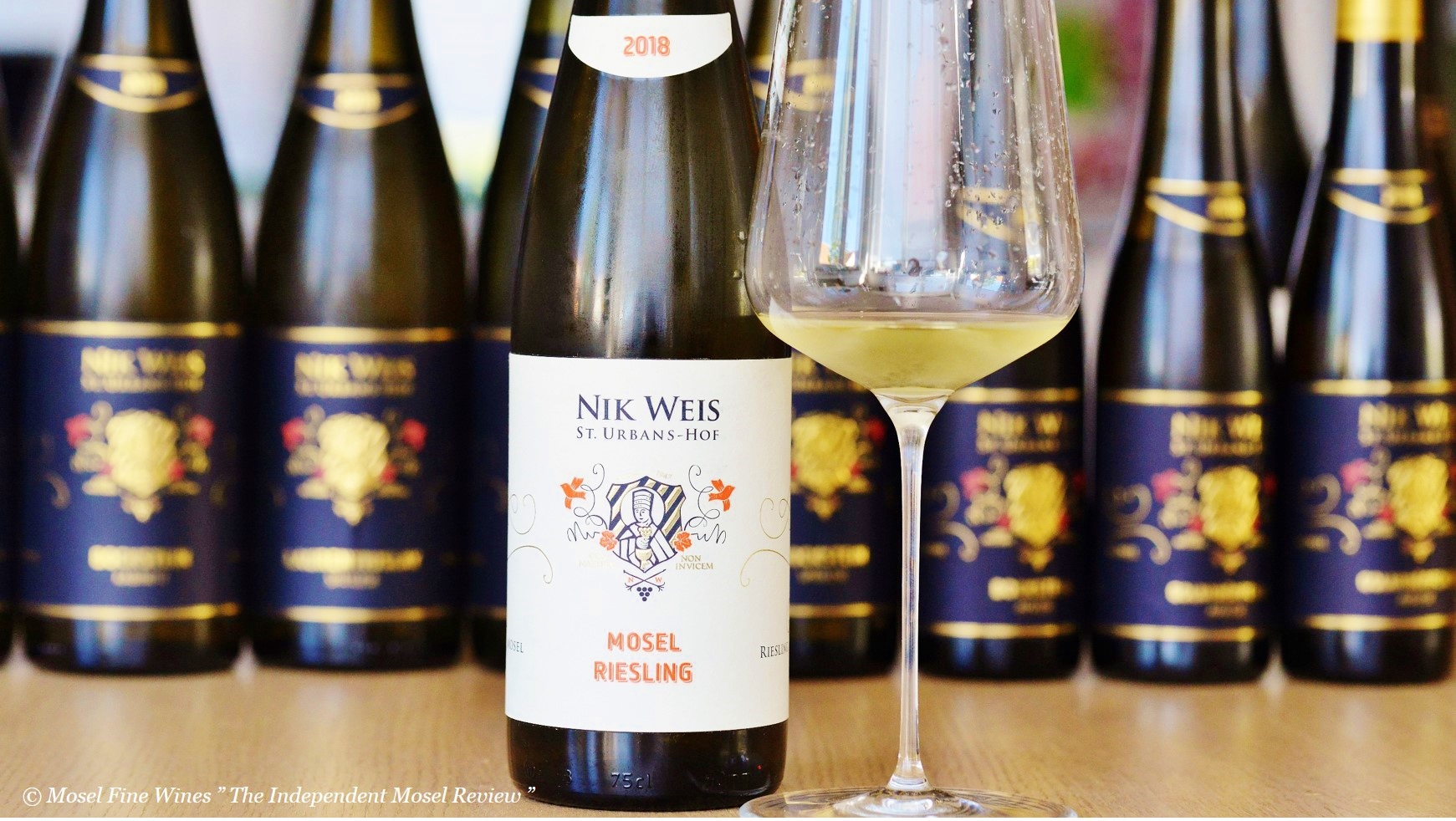 Weingut Nik Weis-St. Riesling (White Label) 2018 | Germany)